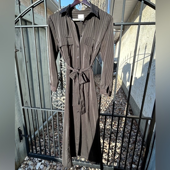 Ankle length black pin stripe stunner - Picture 1 of 9